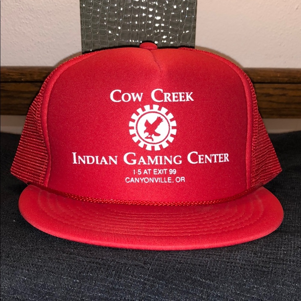 Vintage Cow Creek casino 🎰 hat